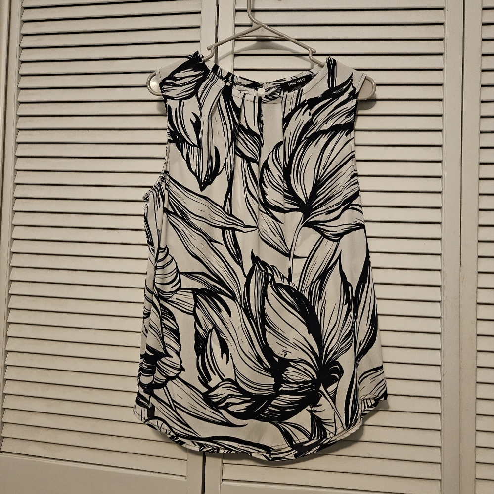 Nine West top